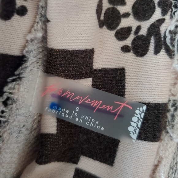 Free People Movement Pink Bell Sleeve Oversized Sweater Women's Size Small - Picture 11 of 11